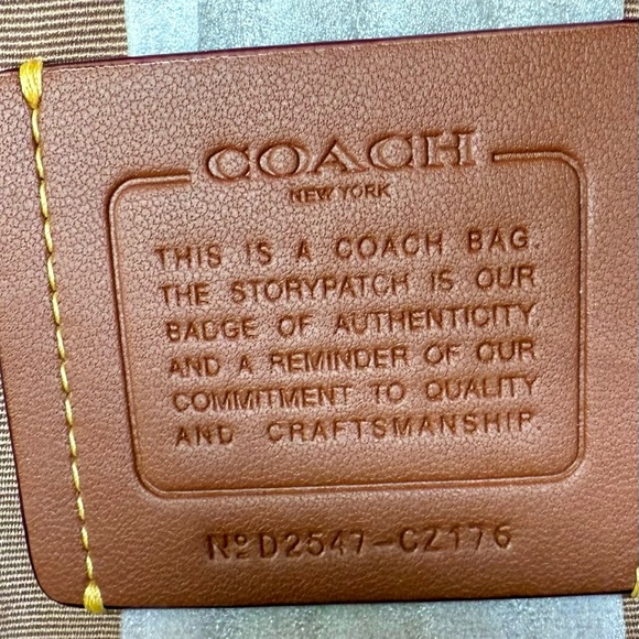 EUC Coach Court Medium Backpack in Signature Coated Canvas - Picture 9 of 12